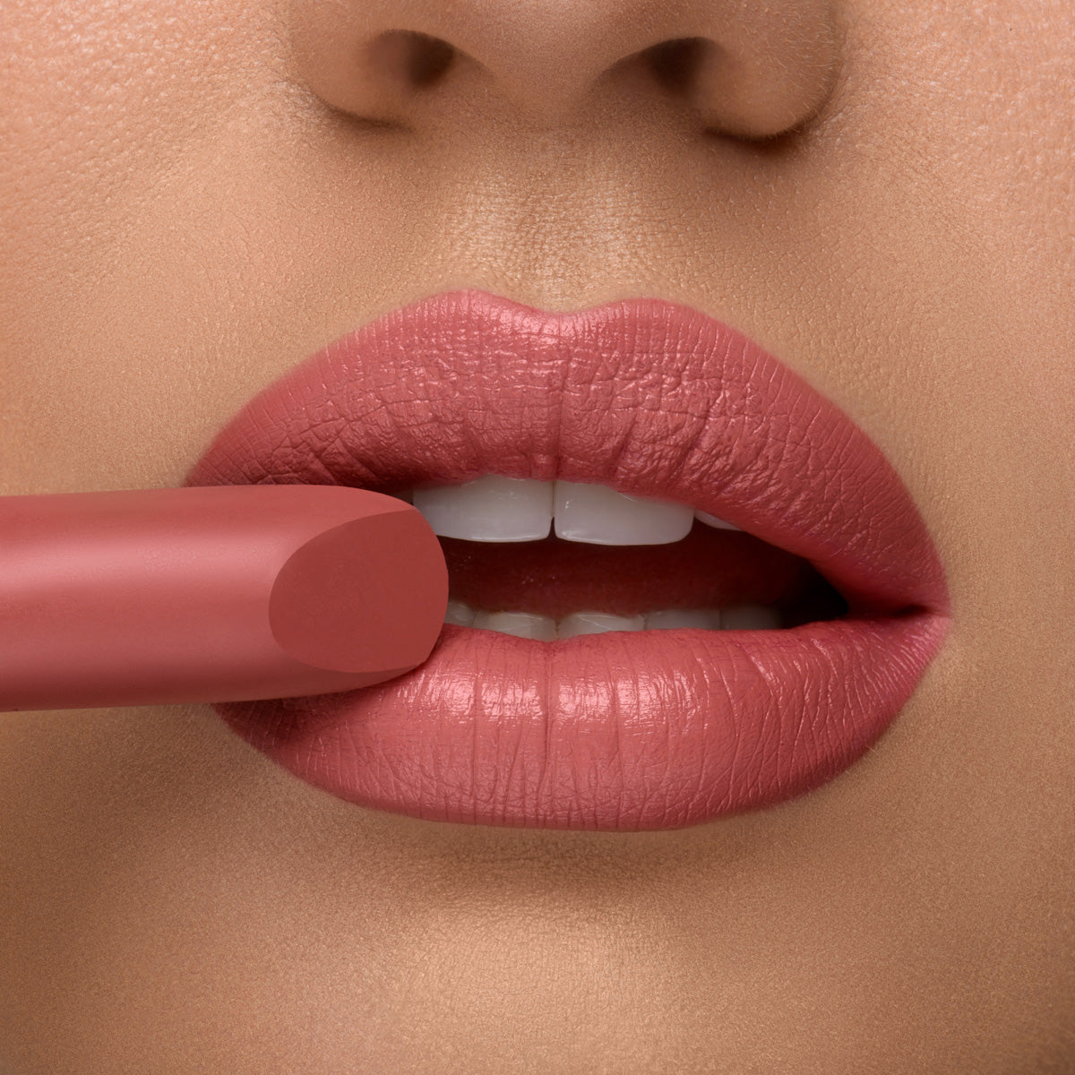 Royal Mat Lipstick No. 22 Potter's Clay 