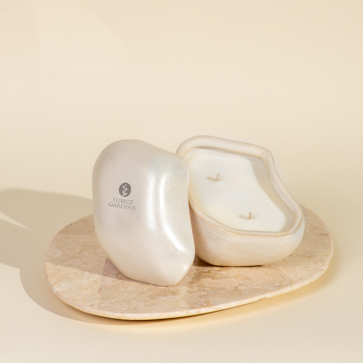 Baltic Stone “Seashells Whisper” – Aromātiskā svece 200g