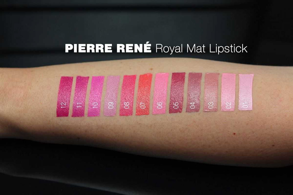 Royal Mat Lipstick No. 32 Understanding Red 
